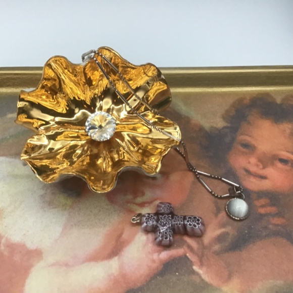 925 Sterling Silver Fancy Chain w 2 Pendants, moonstone and Murano cross - Picture 8 of 12